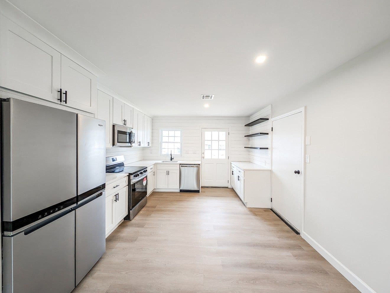 Ridge Condo gallery image 9